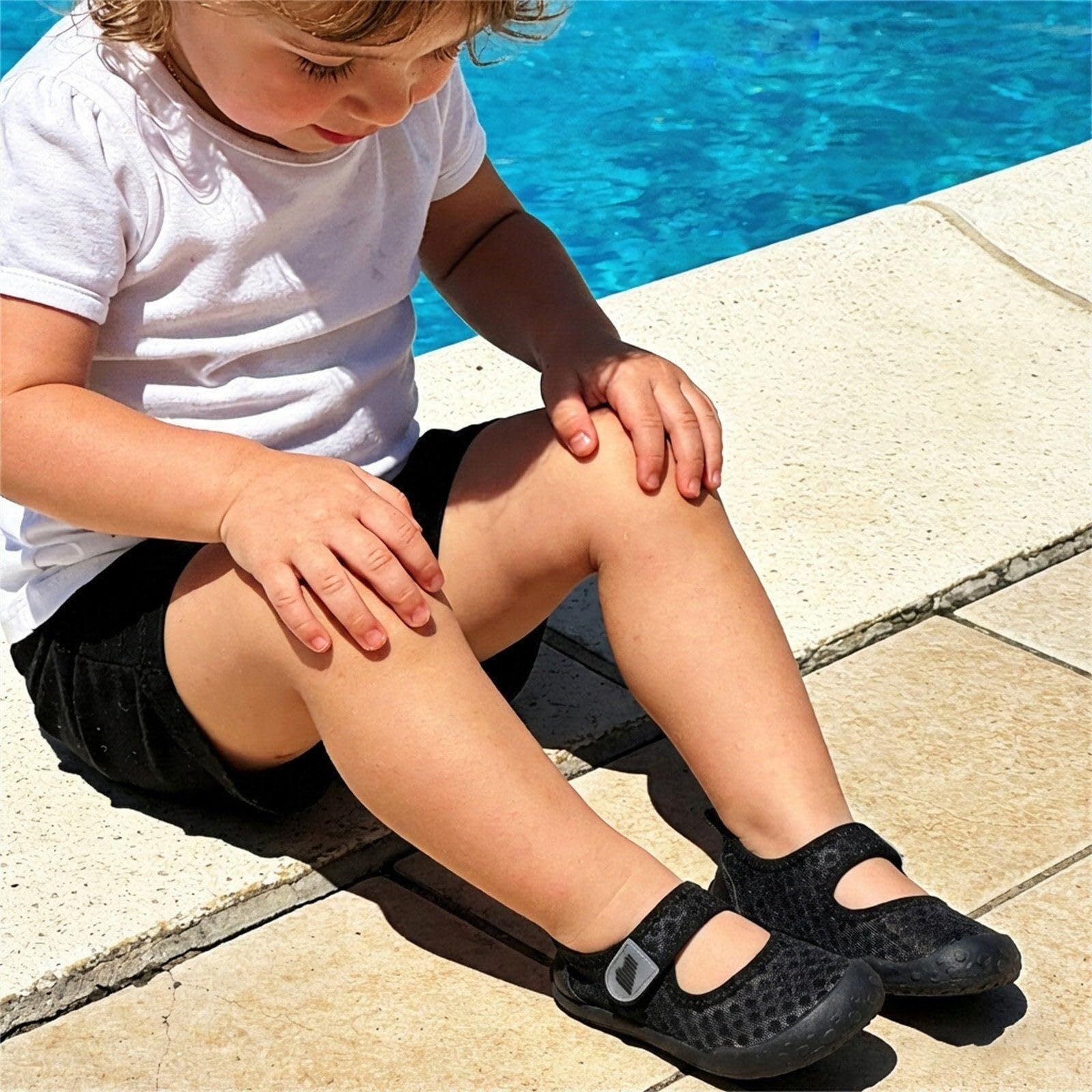 Kid Meshblack Water shoe A